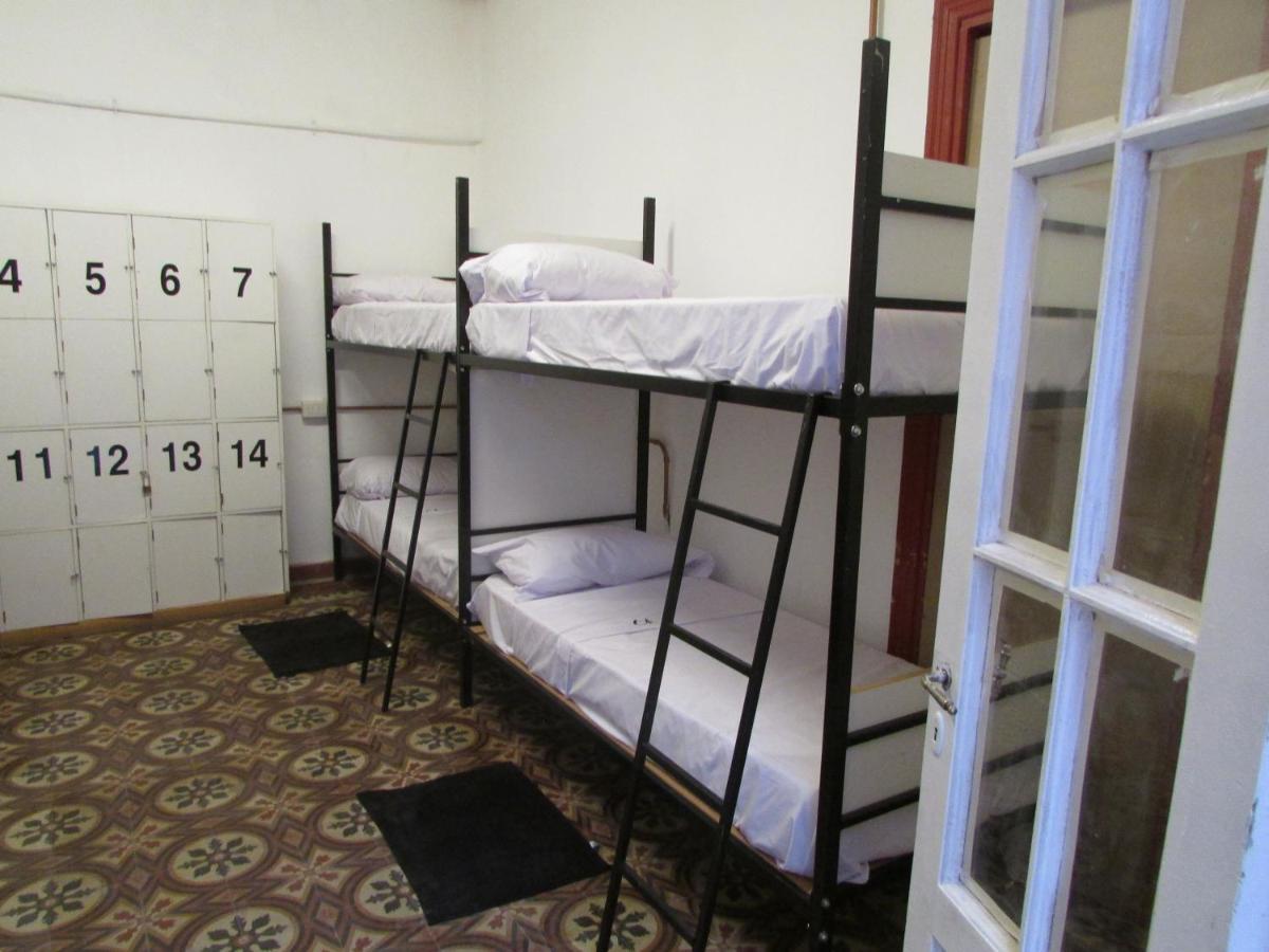 Casa Artigas Hostel Cordoba Dış mekan fotoğraf