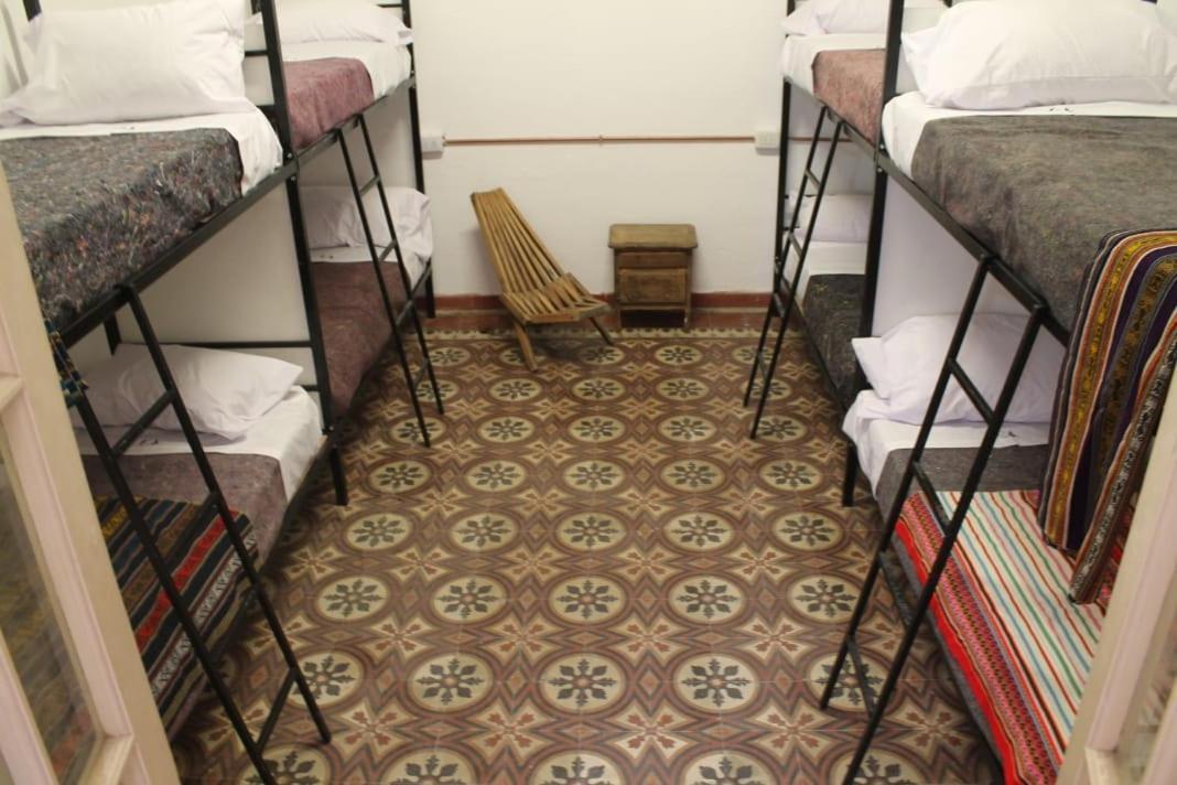 Casa Artigas Hostel Cordoba Dış mekan fotoğraf